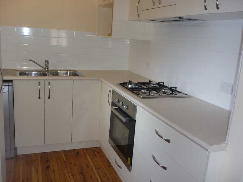 99 Macleay Street, Turvey Park NSW 2650