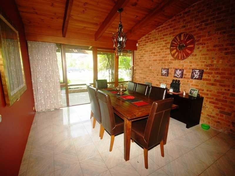 53 Dalkeith Ave, Lake Albert NSW 2650