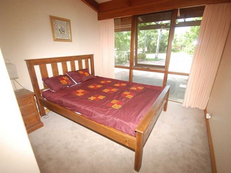 53 Dalkeith Ave, Lake Albert NSW 2650