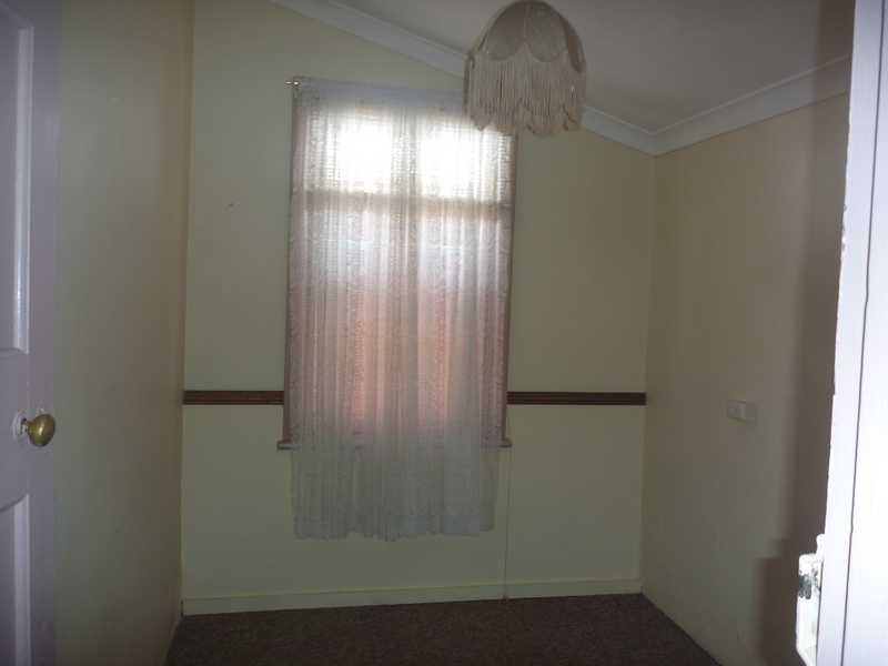 20 McKinnon Street, Wagga Wagga NSW 2650