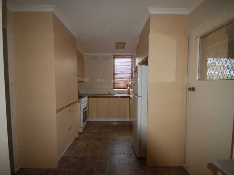 129 Redhill Road, Kooringal NSW 2650