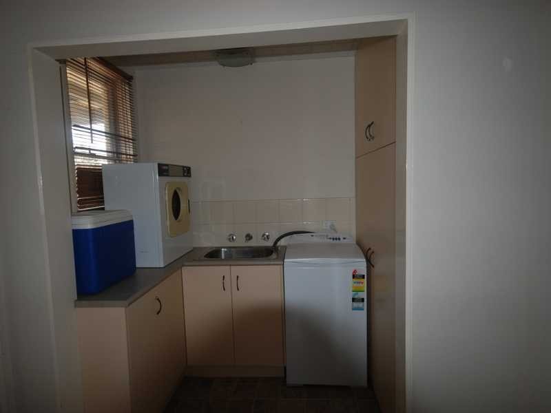 129 Redhill Road, Kooringal NSW 2650