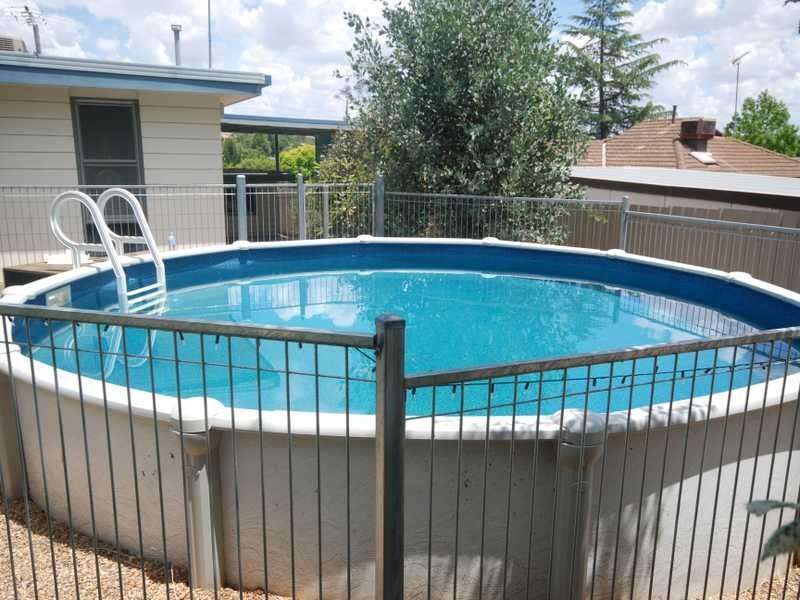 129 Redhill Road, Kooringal NSW 2650