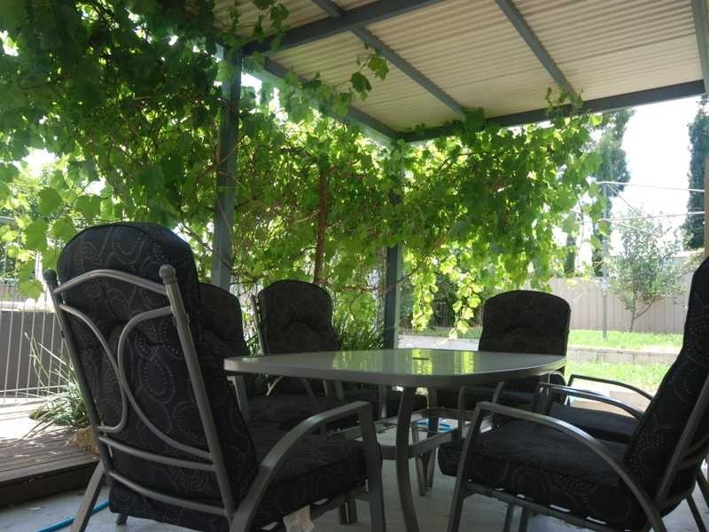 129 Redhill Road, Kooringal NSW 2650