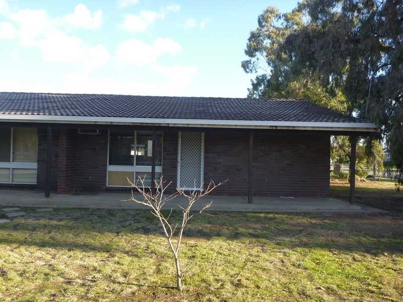 1/1 Nicholli Crescent, Wagga Wagga NSW 2650