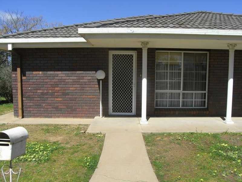 1/36 Oates, Wagga Wagga NSW 2650