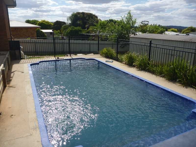 19 Brooklyn Drive, Bourkelands NSW 2650