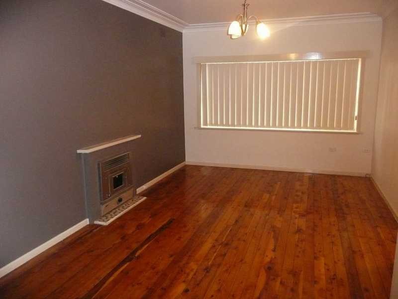 101 Mirrool Street, Coolamon NSW 2701