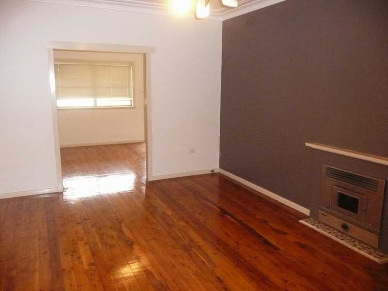 101 Mirrool Street, Coolamon NSW 2701