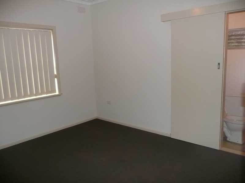 101 Mirrool Street, Coolamon NSW 2701