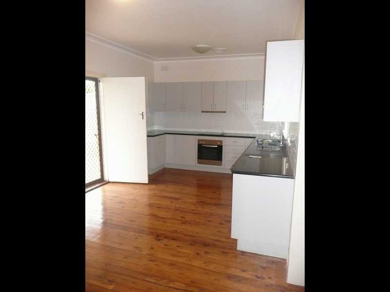 101 Mirrool Street, Coolamon NSW 2701