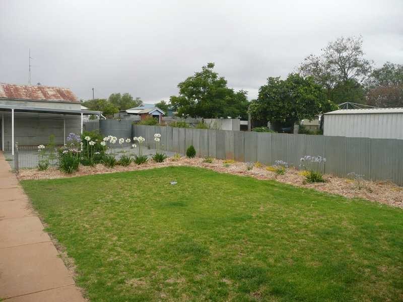 101 Mirrool Street, Coolamon NSW 2701
