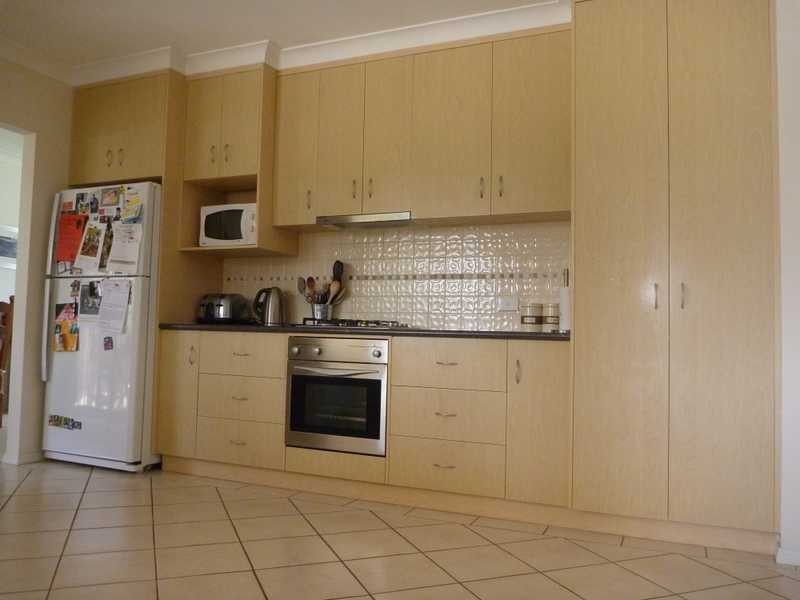 74 Paldi Cresent, Glenfield Park NSW 2650