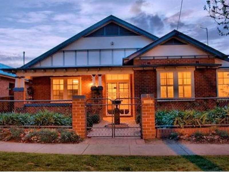 72 Thorne Street, Wagga Wagga NSW 2650