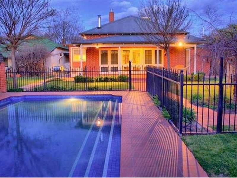 72 Thorne Street, Wagga Wagga NSW 2650