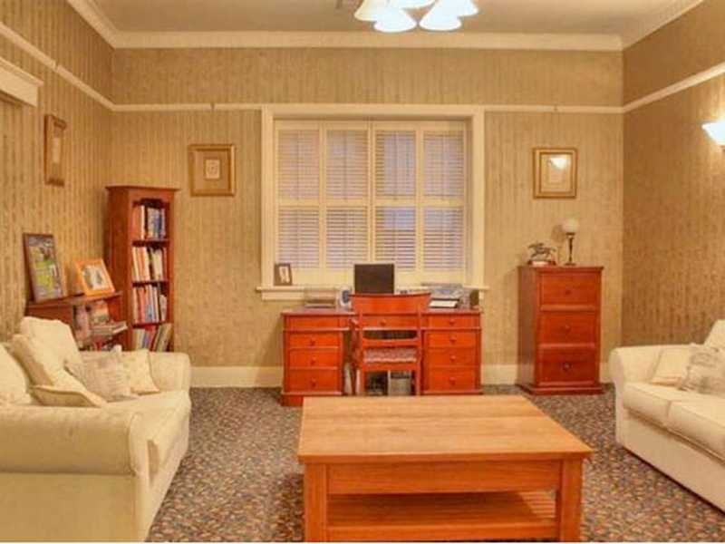 72 Thorne Street, Wagga Wagga NSW 2650