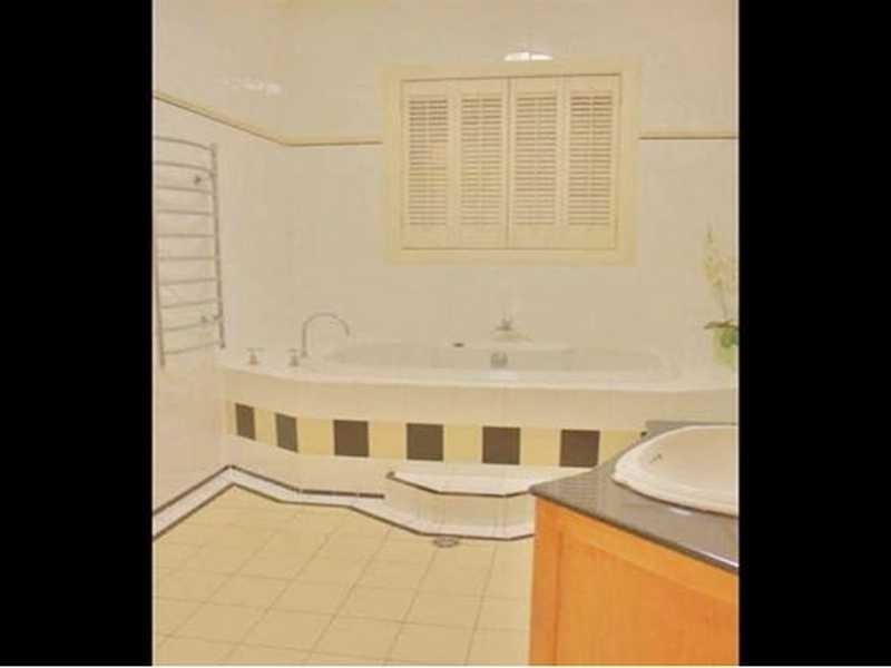 72 Thorne Street, Wagga Wagga NSW 2650