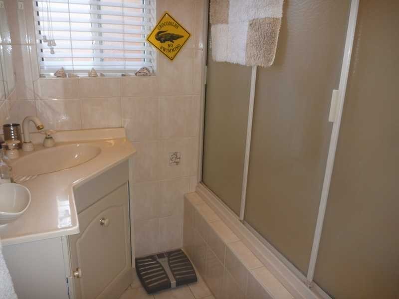 25 Oates Avenue, Wagga Wagga NSW 2650