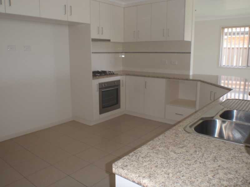 30 Brindabella Drive, Tatton NSW 2650