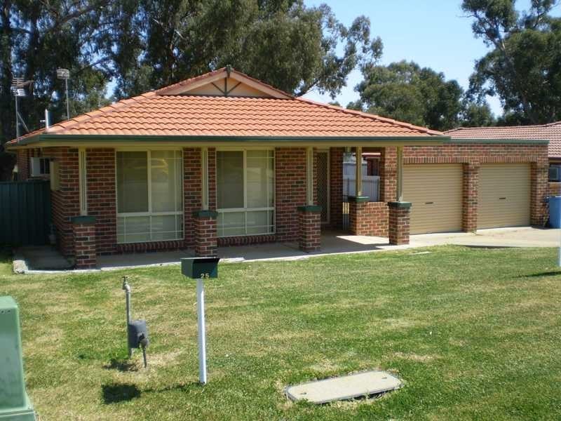 25 Swan Street, Ashmont NSW 2650