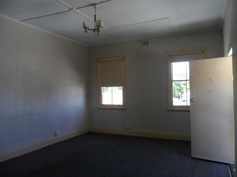 62 Baylis Street, Wagga Wagga NSW 2650