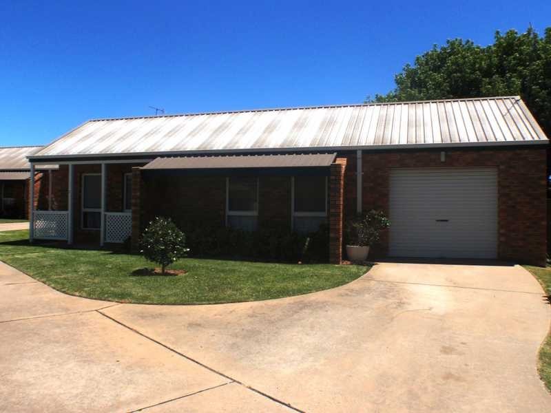 2/47 Karoom Drive, Wagga Wagga NSW 2650