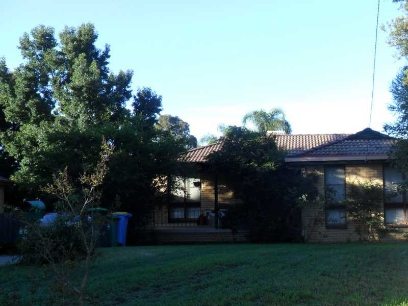 26 Fairbairn Crescent, Wagga Wagga NSW 2650