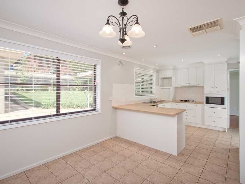 5 Buchhorn Street, Wagga Wagga NSW 2650
