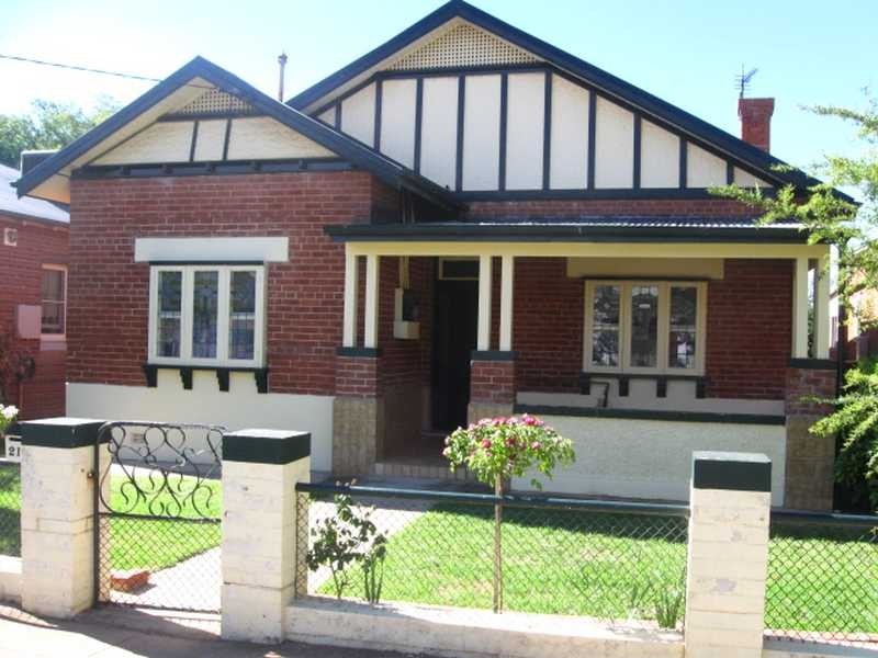 21 Brookong Avenue, Wagga Wagga NSW 2650