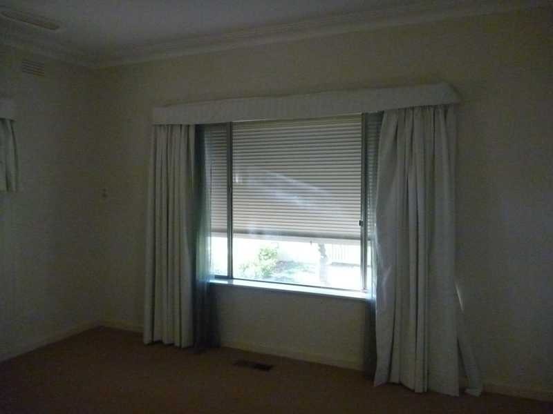 110 Simkin Crescent, Kooringal NSW 2650