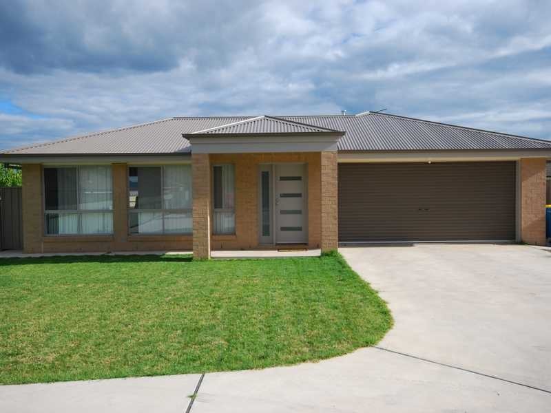 3/10 Kimberley Drive, Tatton NSW 2650