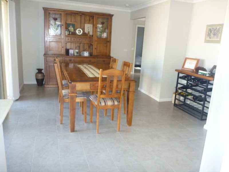 3/10 Kimberley Drive, Tatton NSW 2650