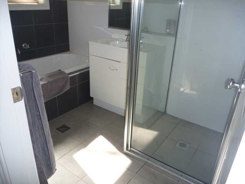 3/10 Kimberley Drive, Tatton NSW 2650