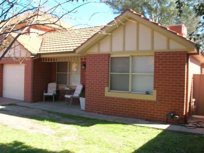 29/11-13 Crampton Street, Wagga Wagga NSW 2650