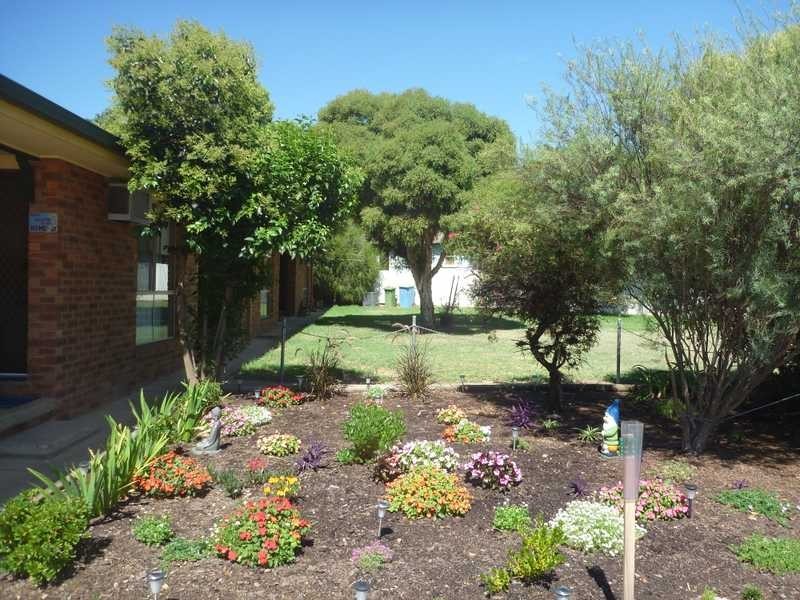 4/4 Borneo Place, Ashmont NSW 2650