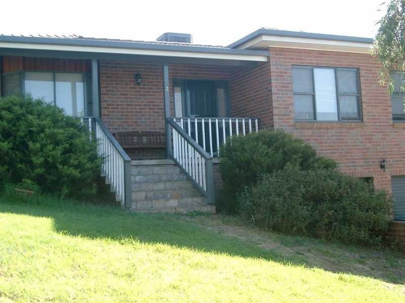 2/11 Endeavour Street, Wagga Wagga NSW 2650