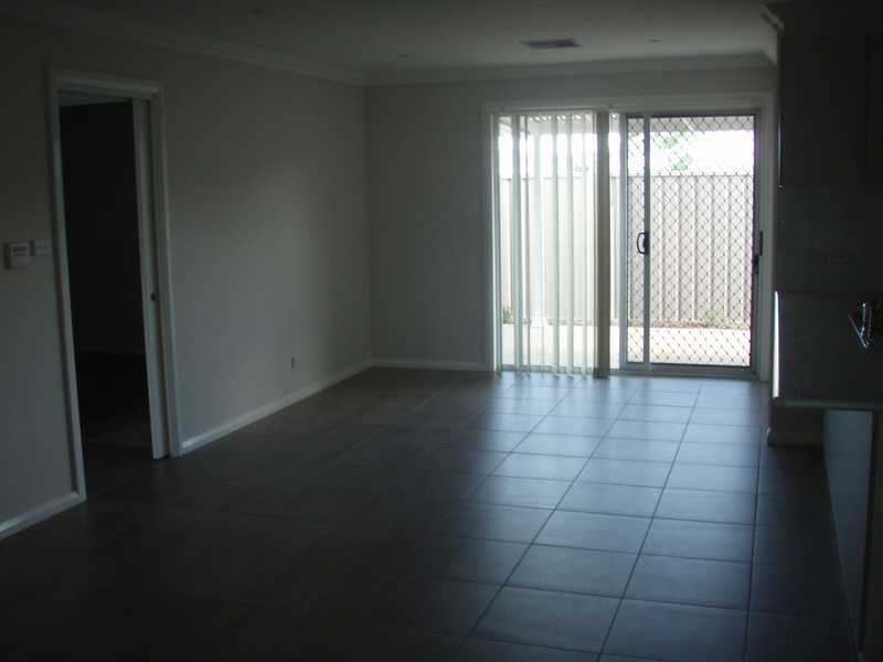 9/3 Bogong Cres, Tatton NSW 2650