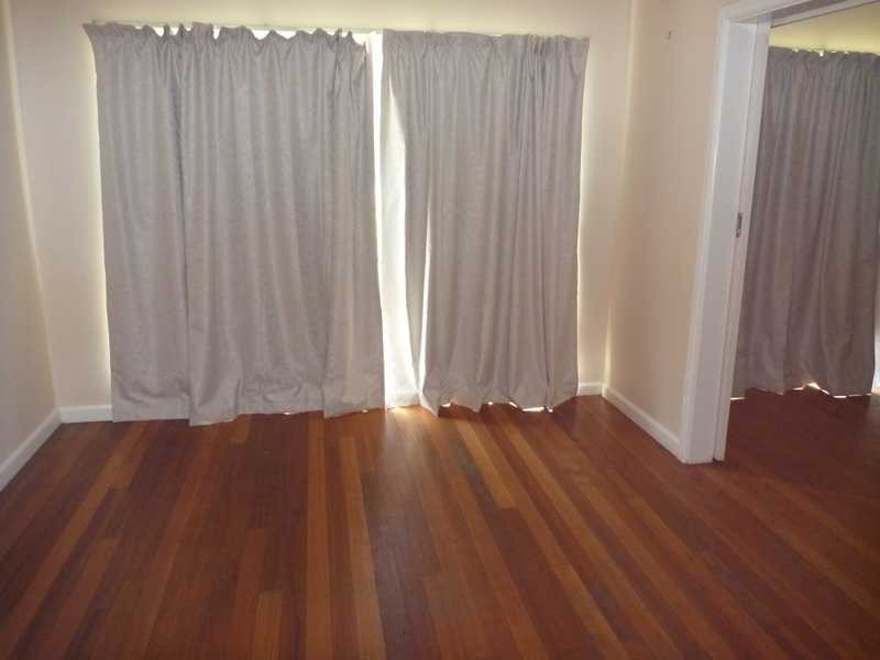 16 Mimosa Drive, Mount Austin NSW 2650