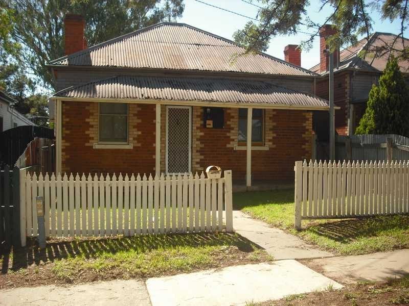 29 Collins Street, Wagga Wagga NSW 2650