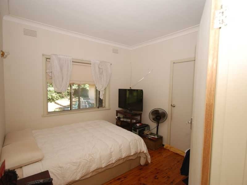 Kooringal NSW 2650