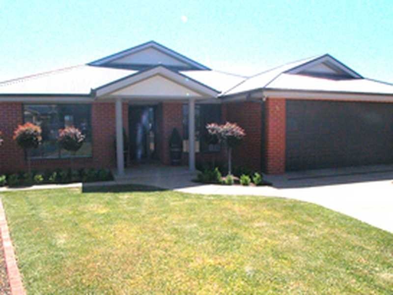 3 Manya Place, Glenfield Park NSW 2650