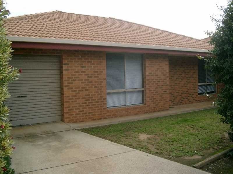 4/2 Leena Place, Wagga Wagga NSW 2650