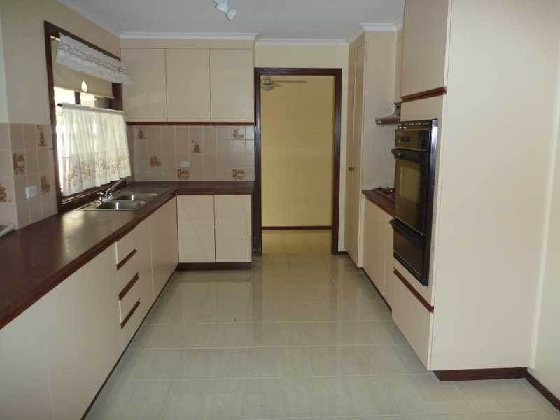 21 Alldis Place, Kooringal NSW 2650