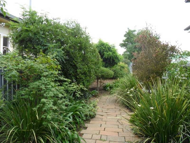 31 Heath Street, Turvey Park NSW 2650