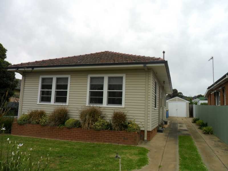 31 Heath Street, Turvey Park NSW 2650