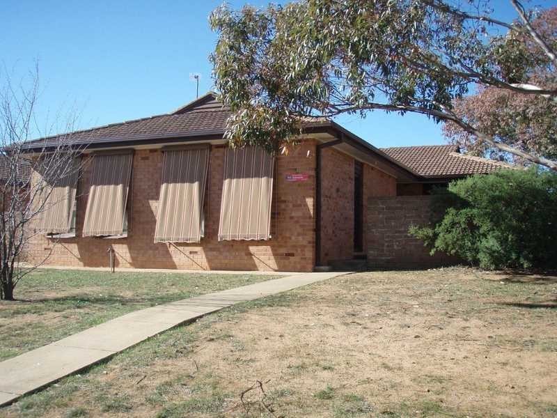 5/3 Bavaria Street, Tolland NSW 2650