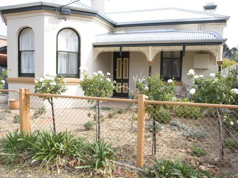 2/94 Best Street, Wagga Wagga NSW 2650