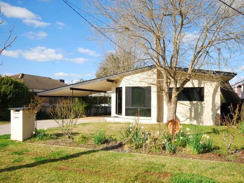 3 Vasey Street, Ashmont NSW 2650