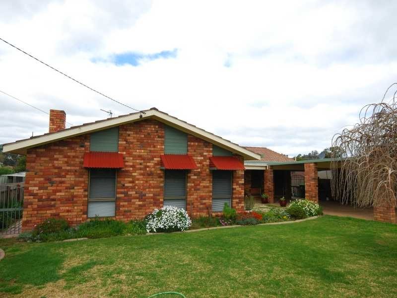 23 Gregory Street, Lake Albert NSW 2650