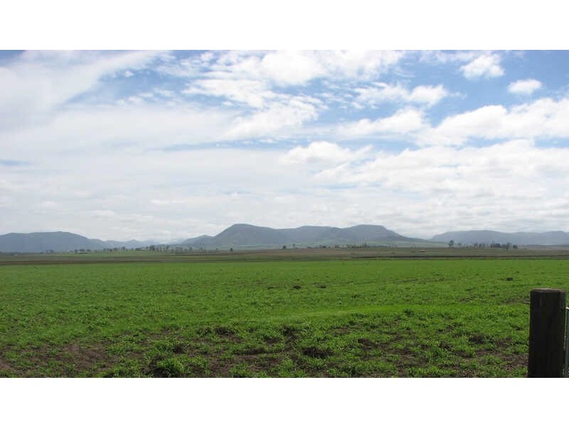 205 Eckhardts Rd, Junabee QLD 4370